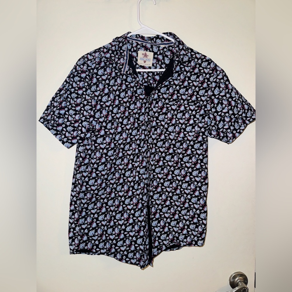 Urban Shores Men’s Floral Shirt